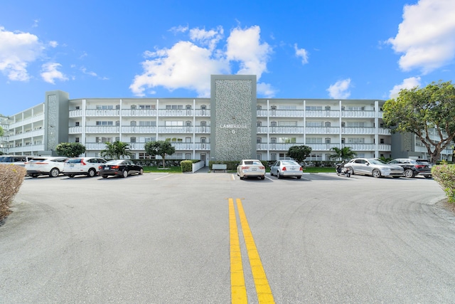 1153 Cambridge Unit G, Deerfield Beach, FL 33442 - view of apartment building / complex with uncovered parking