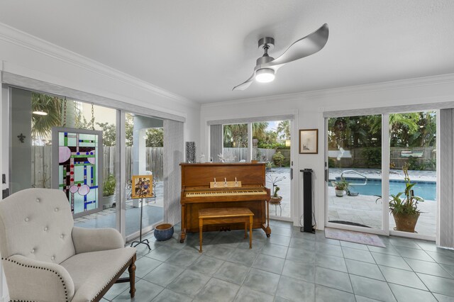 unfurnished room featuring ceiling fan and light hardwood / wood-style floors