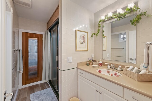 dining space featuring crown molding, a textured ceiling, and light tile patterned floors