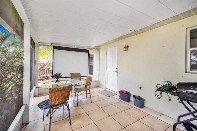 view of sunroom / solarium