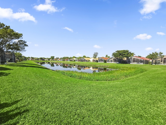 view of yard featuring a water view