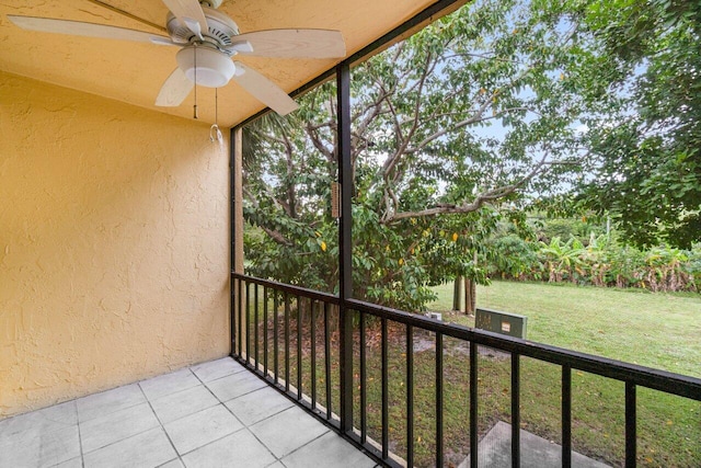 balcony with ceiling fan