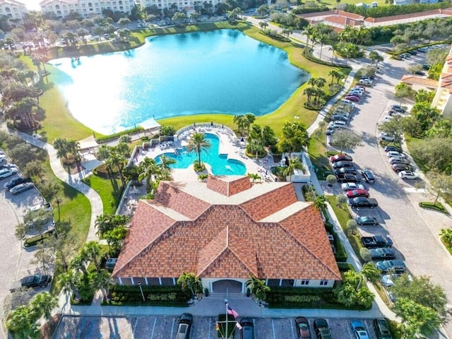 bird's eye view with a water view