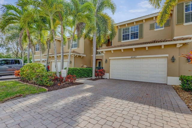 view of front of property featuring a garage