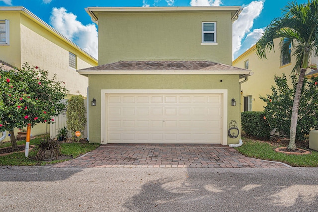 view of front facade with a garage