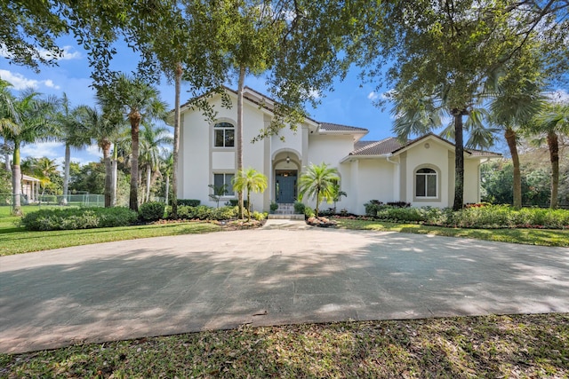 view of mediterranean / spanish-style home