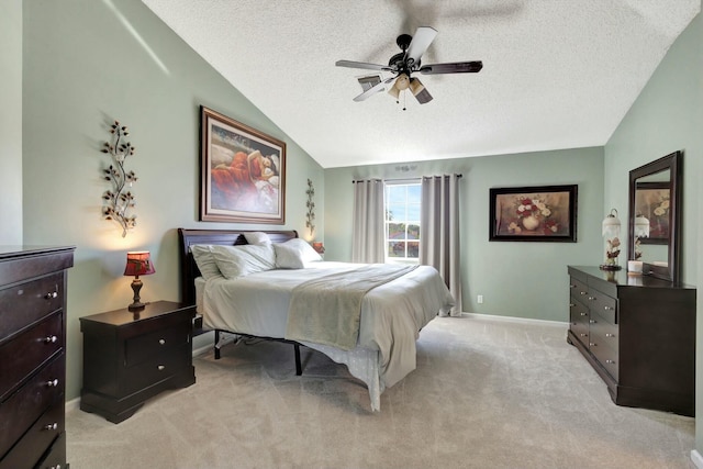 tiled living room featuring crown molding and ceiling fan