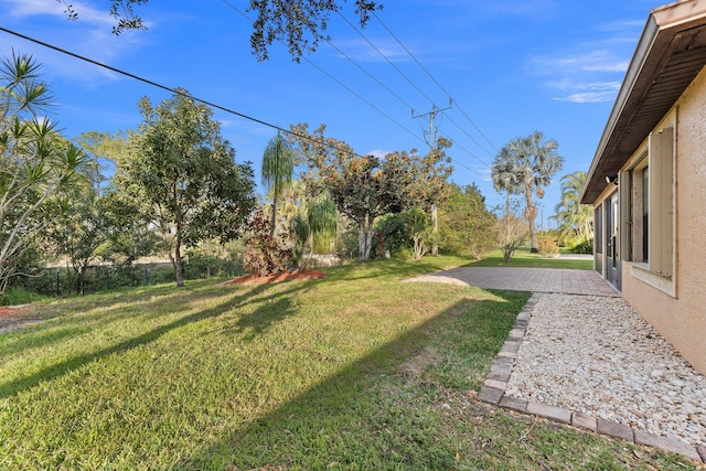 view of yard with a patio