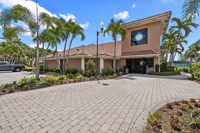 view of mediterranean / spanish-style house