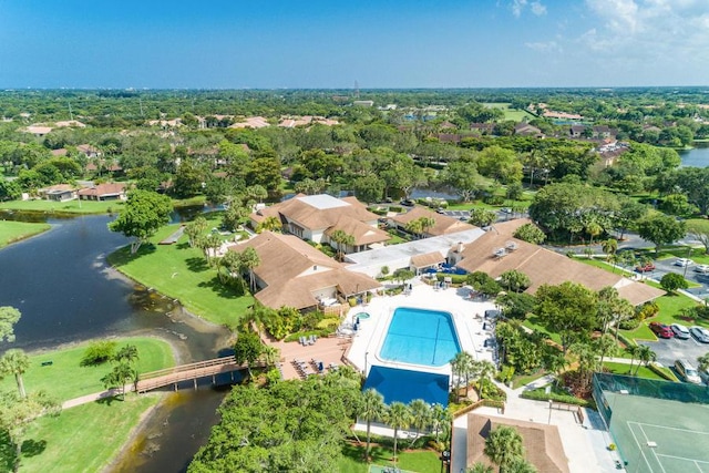 bird's eye view with a water view