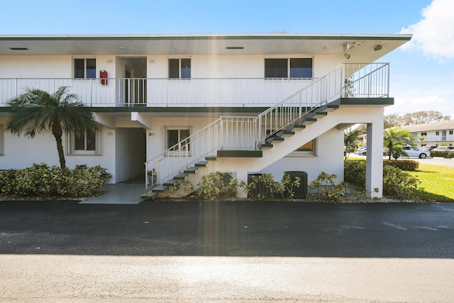 view of building exterior