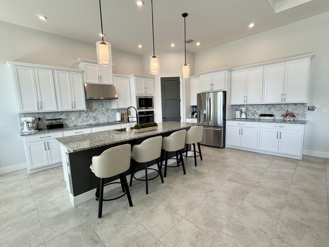 dining area with a chandelier