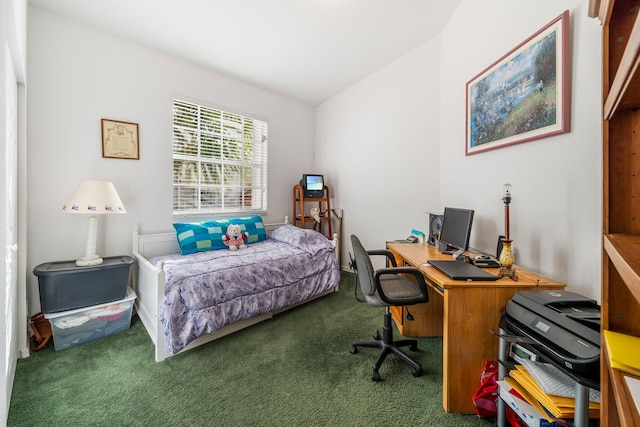 bedroom featuring carpet floors