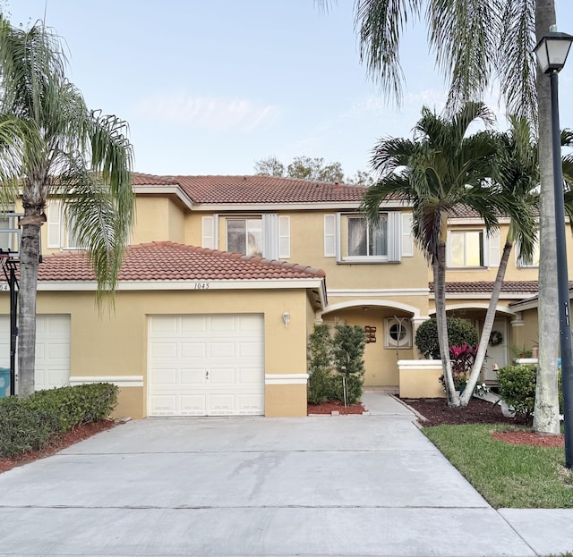 view of front of house with a garage