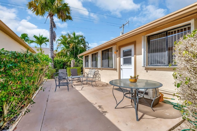 3215 NW 12th St, Delray Beach, FL 33445 - view of patio / terrace