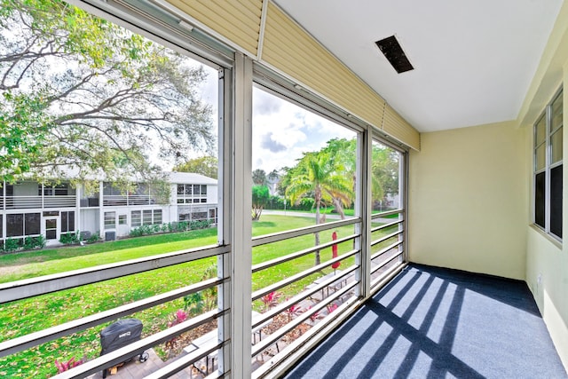 view of sunroom / solarium