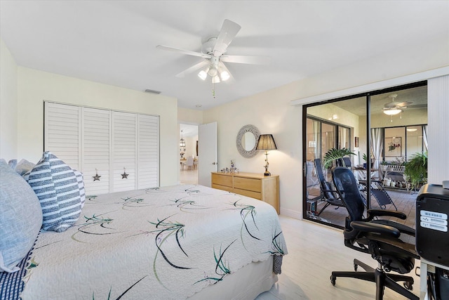 bedroom with access to outside, light hardwood / wood-style floors, a closet, and ceiling fan