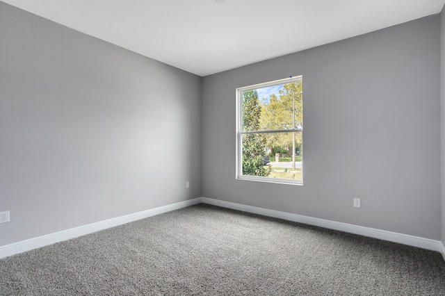 view of carpeted spare room