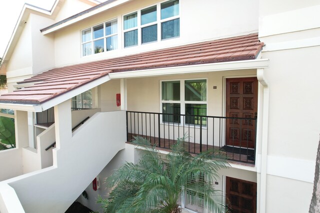 4161 S US Highway 1 Unit E3, Jupiter, FL 33477 - property entrance with stucco siding