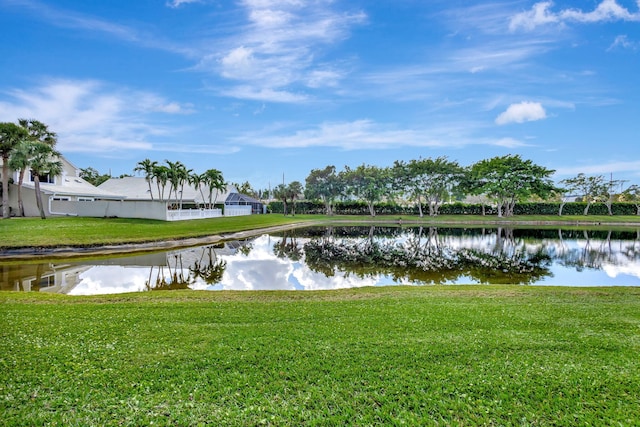 9158 Heathridge Dr, West Palm Beach, FL 33411 - view of water feature