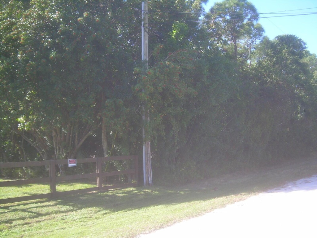 17874 91st Pl N, Loxahatchee, FL 33470