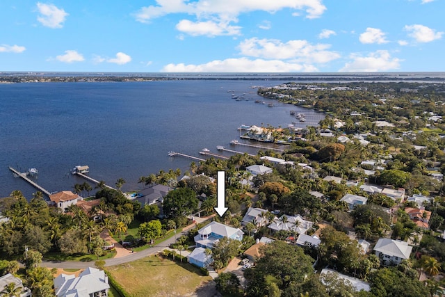 bird's eye view featuring a water view