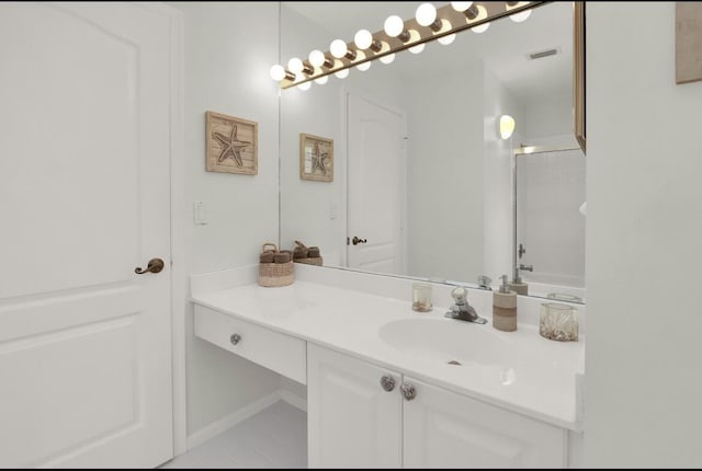 bathroom with vanity