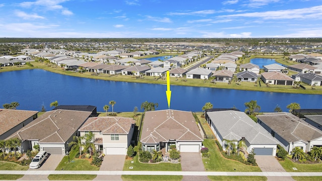 bird's eye view featuring a water view