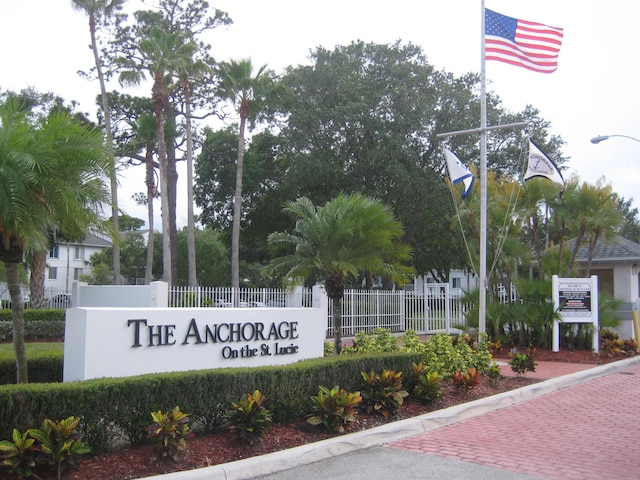 view of community / neighborhood sign