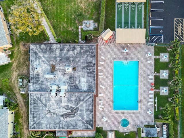 birds eye view of property