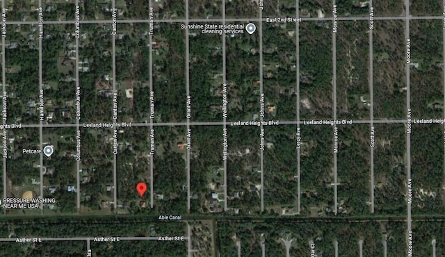 Listing photo 3 for 7 Truman Ave, Lehigh Acres FL 33936