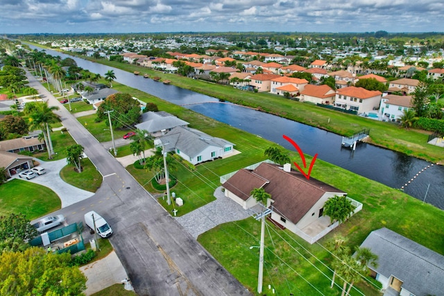 bird's eye view featuring a water view