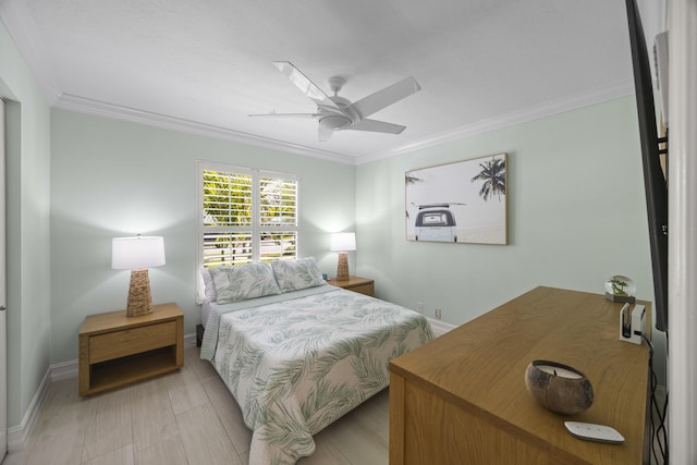 bedroom with crown molding and ceiling fan