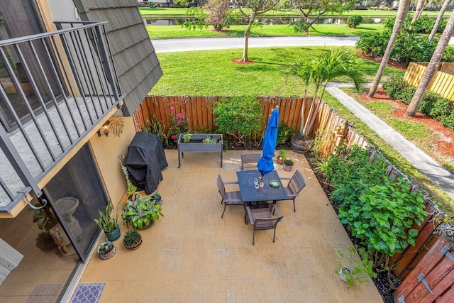 view of patio / terrace featuring area for grilling