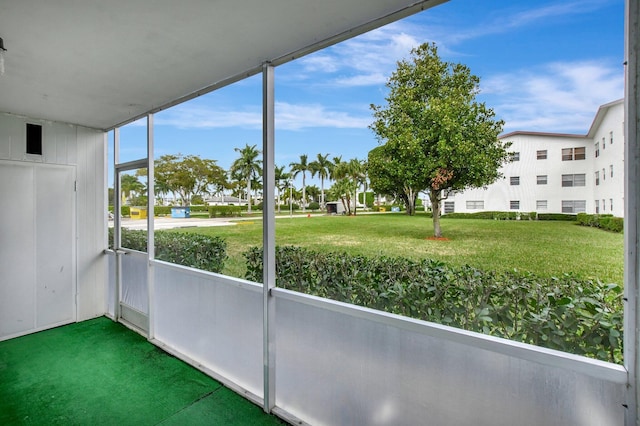 view of unfurnished sunroom