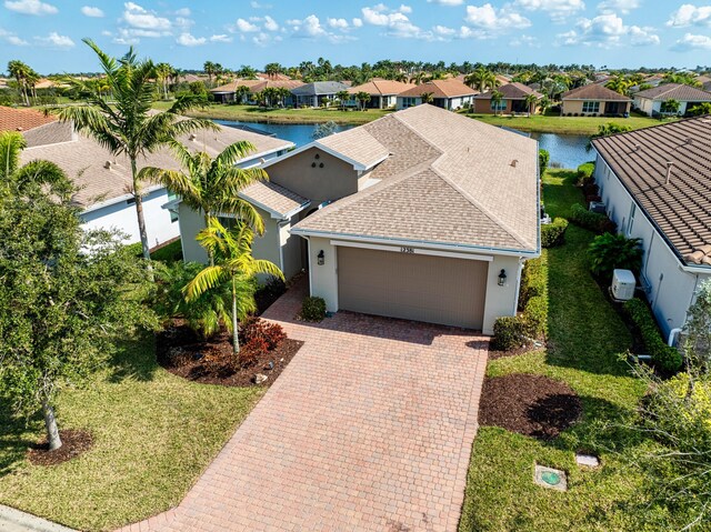 bird's eye view featuring a water view