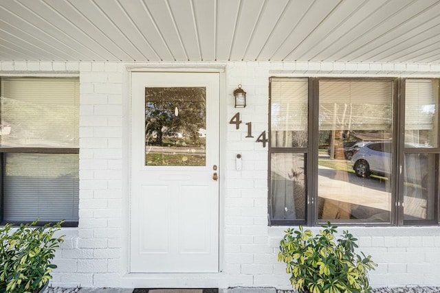 view of exterior entry