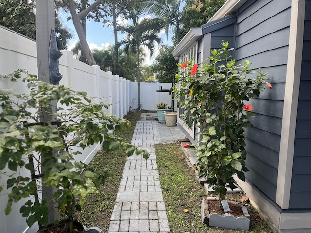 view of yard with a patio area