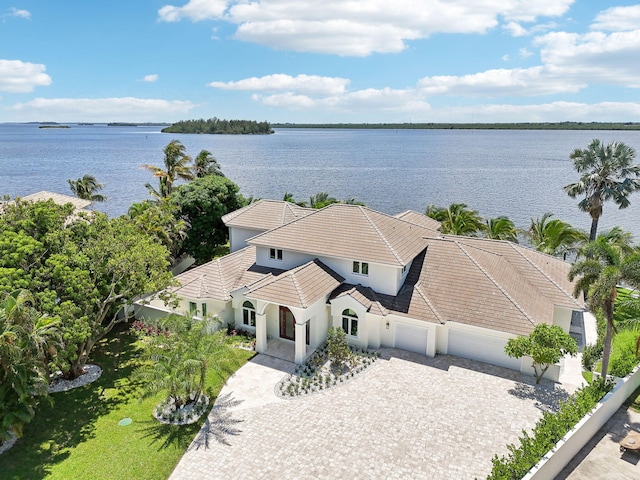 bird's eye view with a water view