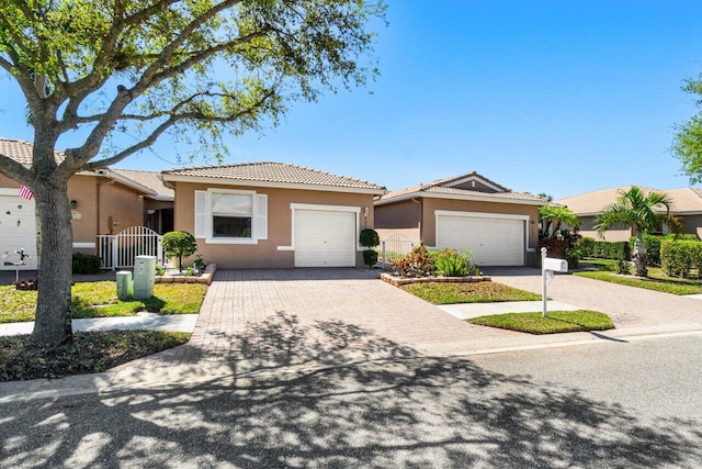 8590 Lineyard Cay, West Palm Beach, FL 33411