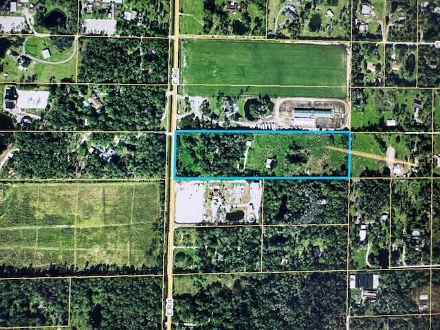 Listing photo 3 for 1442 E Rd, Loxahatchee Groves FL 33470