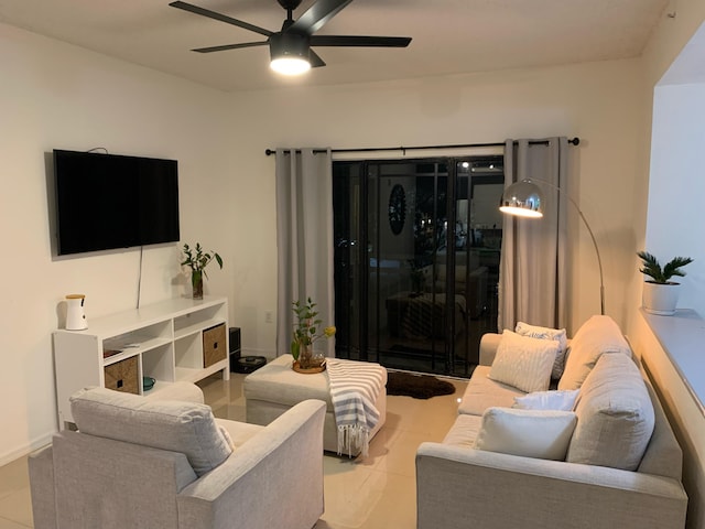 living room featuring ceiling fan