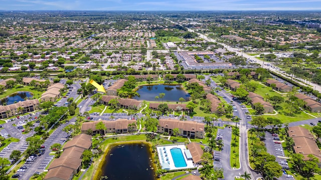 bird's eye view featuring a water view