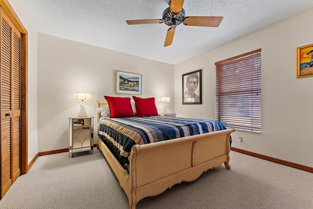 empty room with light hardwood / wood-style flooring