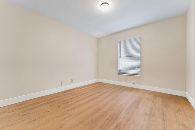 carpeted bedroom featuring ceiling fan, a textured ceiling, and a closet