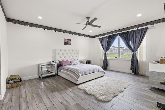 bedroom with ceiling fan