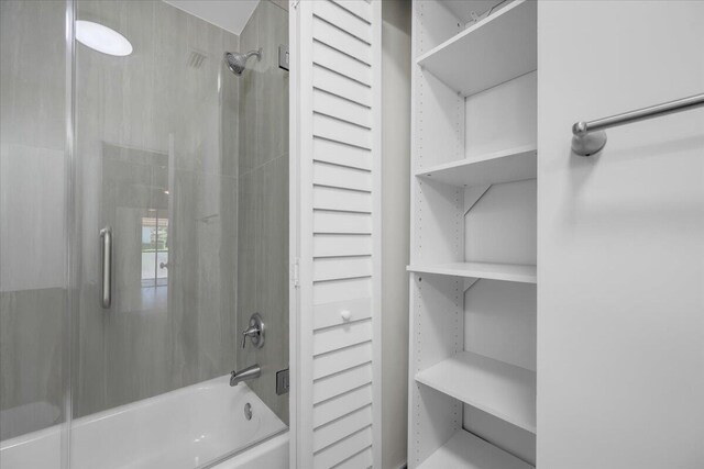 1714 Palmland Dr Unit 1714, Boynton Beach, FL 33436 - full bathroom featuring enclosed tub / shower combo
