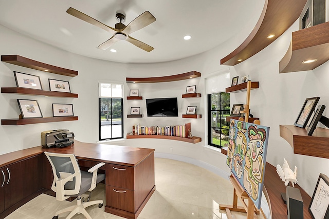 office area featuring ceiling fan