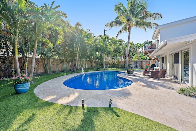 330 Franklin Rd, West Palm Beach, FL 33405 - view of pool with a patio