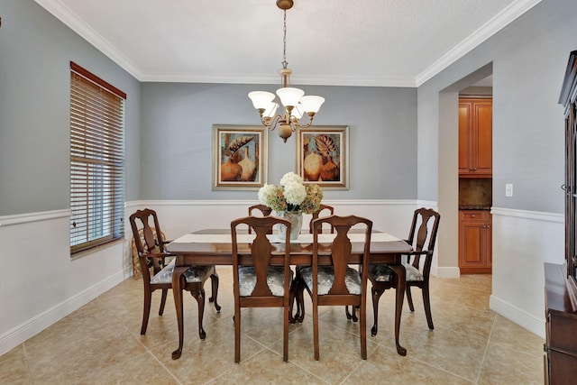 tiled dining area with crown molding and a notable chandelier